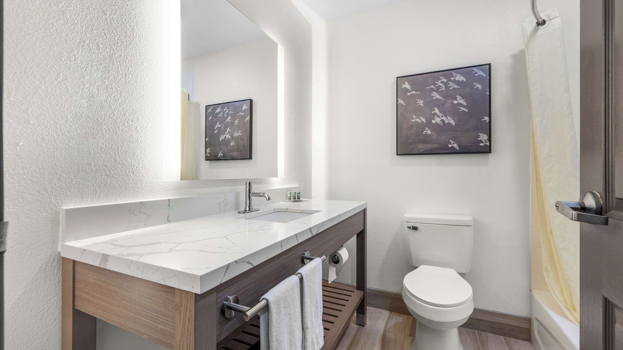 Photo of Bathroom in Crowley