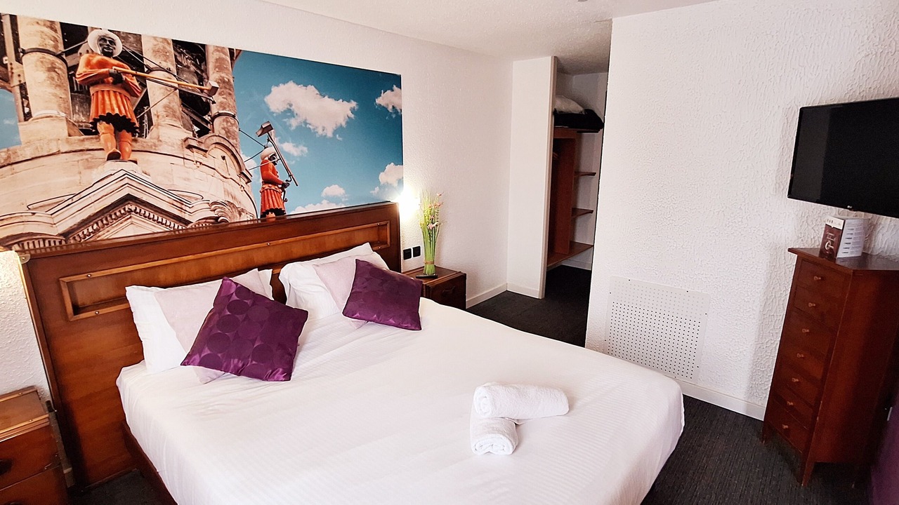 Photo of Bedroom in Fontaine-Notre-Dame