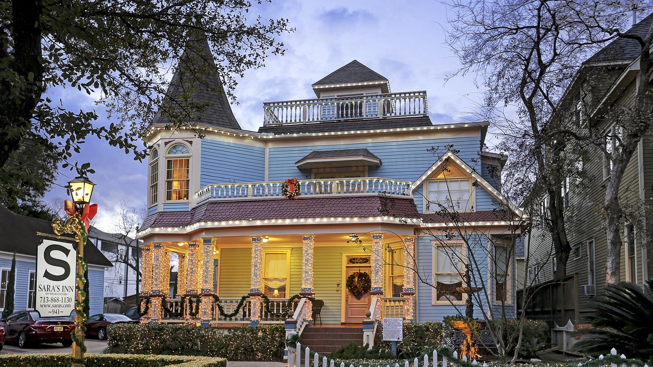 Photo of Buildings in Houston Heights