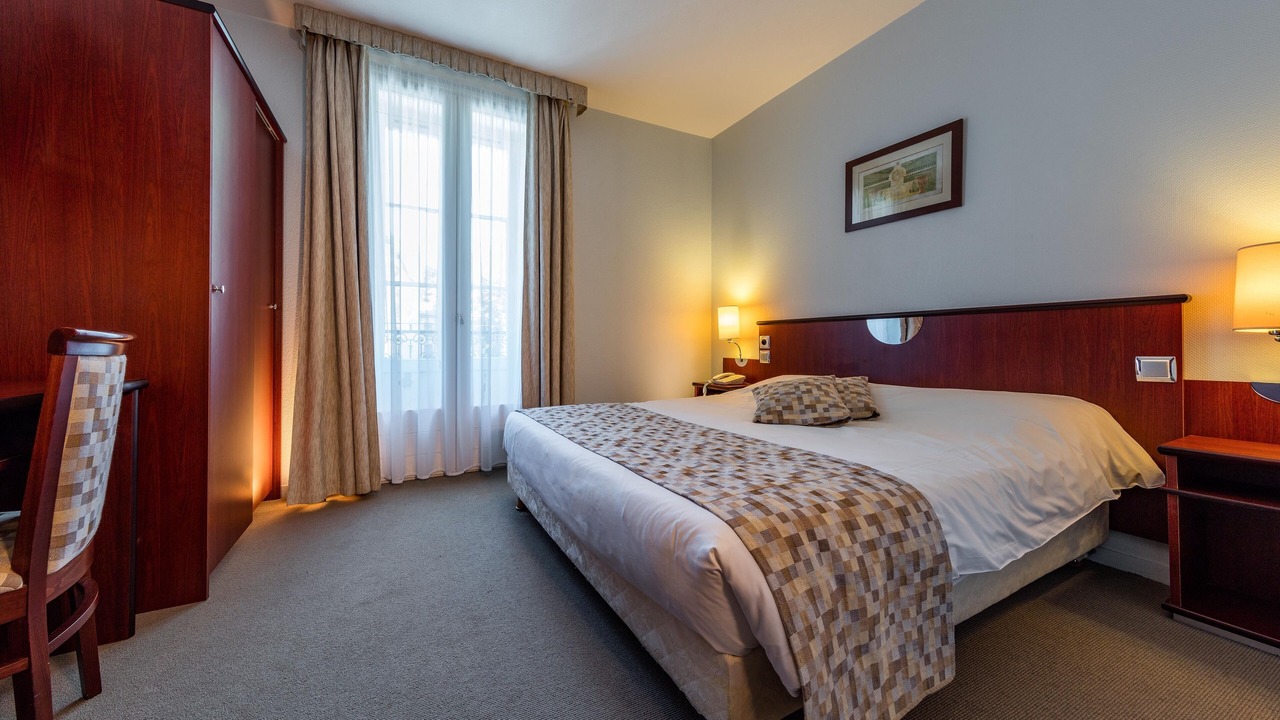 Photo of Bedroom in Neris-les-Bains