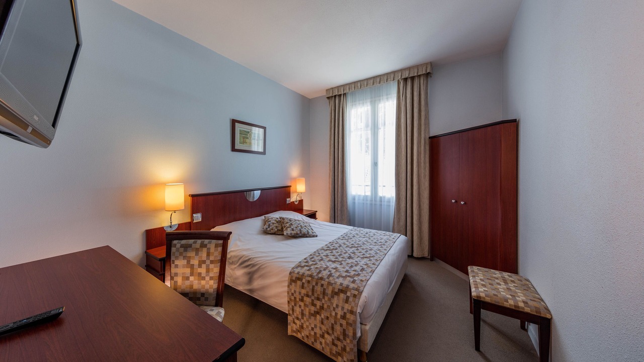 Photo of Bedroom in Neris-les-Bains