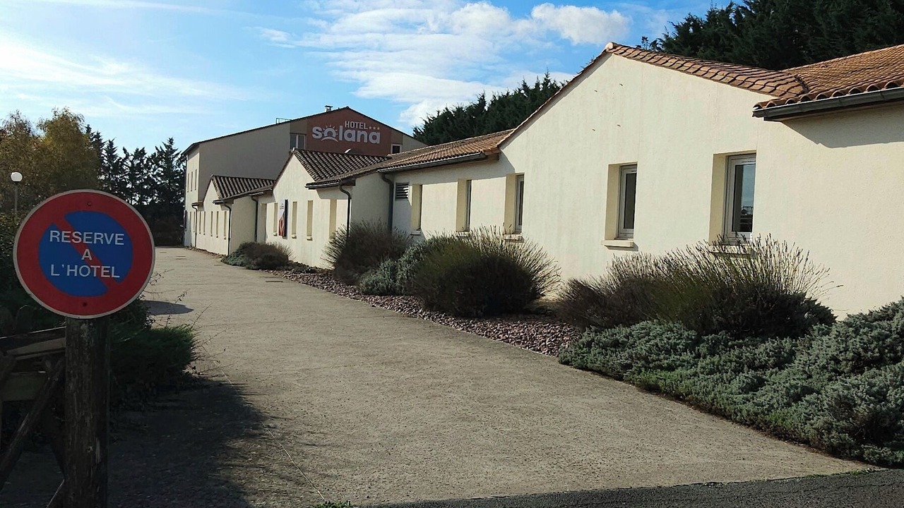 Photo of Outdoor in Chauray