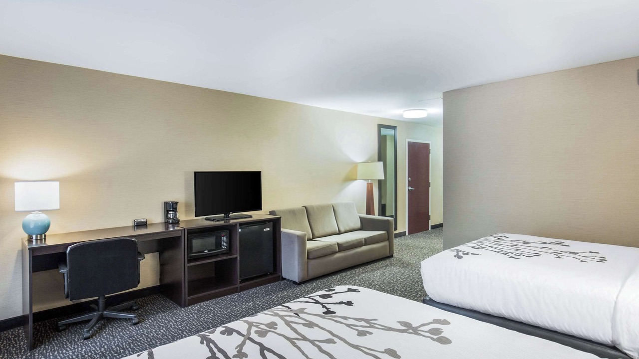 Photo of Bedroom in Dunmore