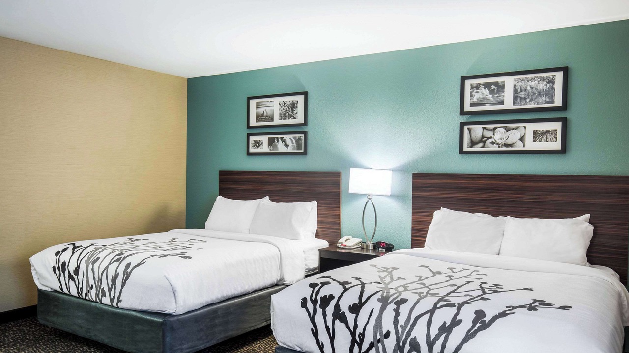 Photo of Bedroom in Dunmore