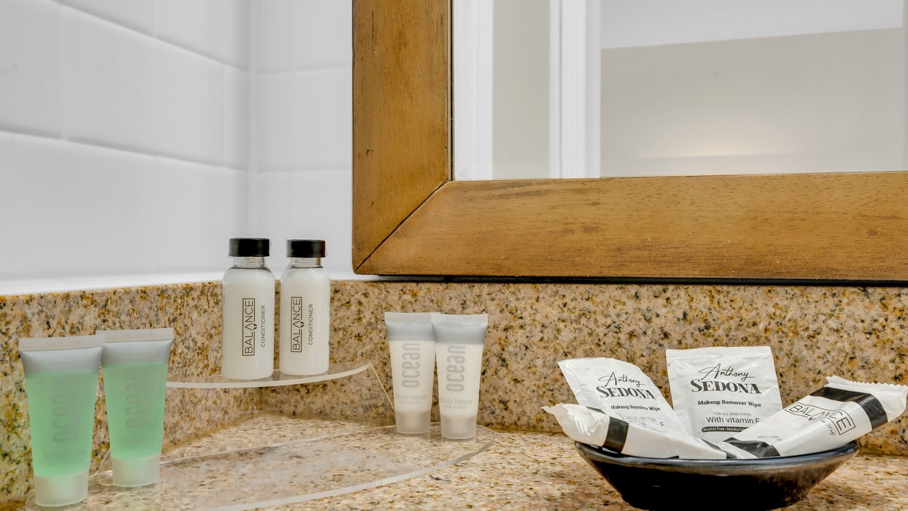 Photo of Bathroom in Marathon