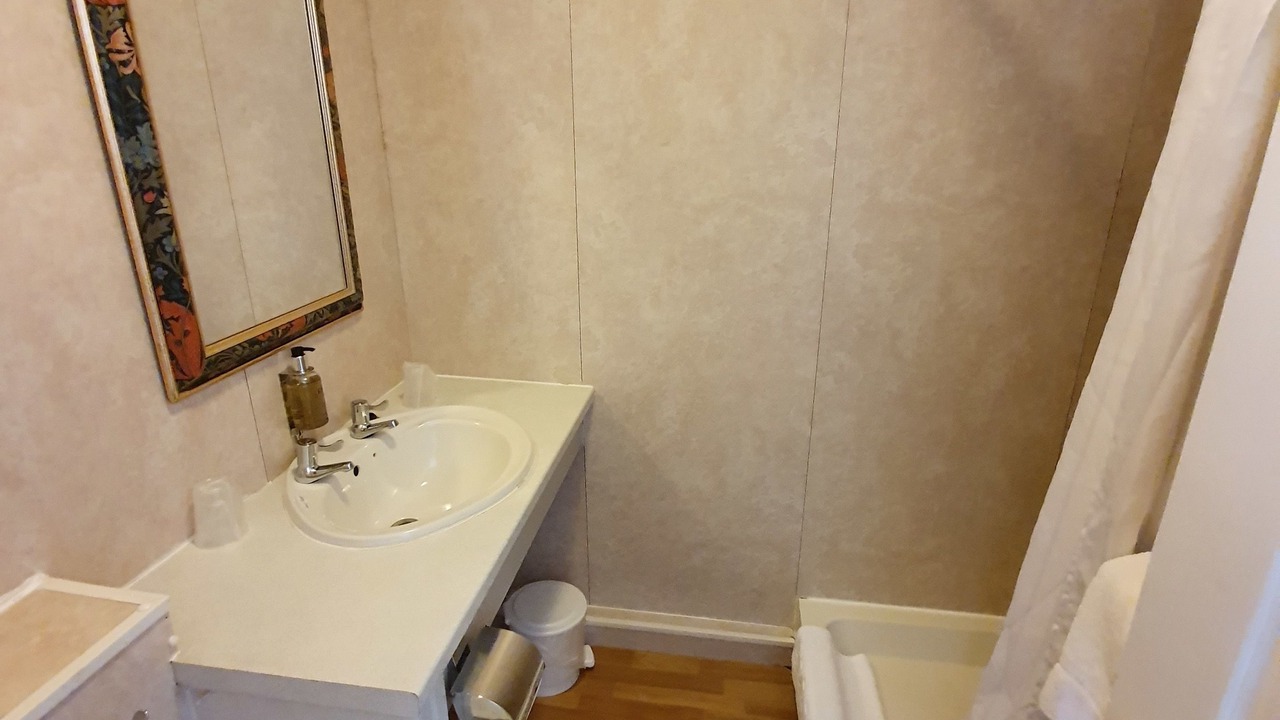 Photo of Bathroom in Farnham