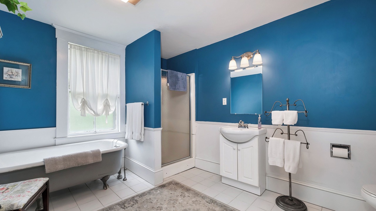 Photo of Bathroom in Warner