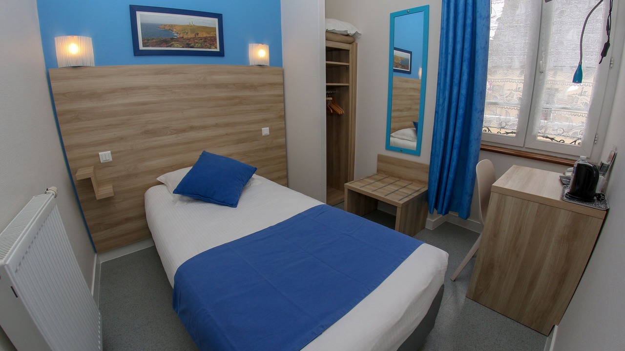 Photo of Bedroom in Saint-Pol-de-Leon