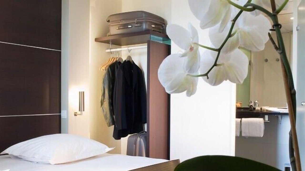 Photo of Bedroom in La Meziere