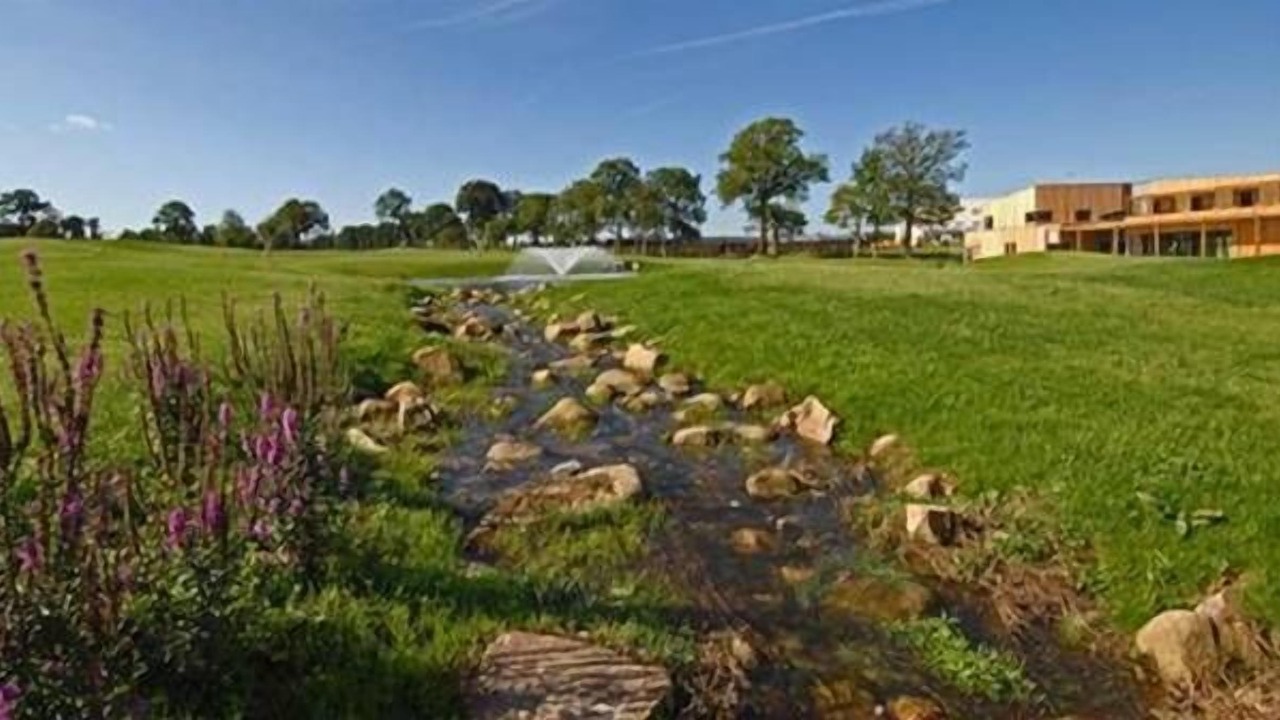 Photo of Outdoor in La Meziere