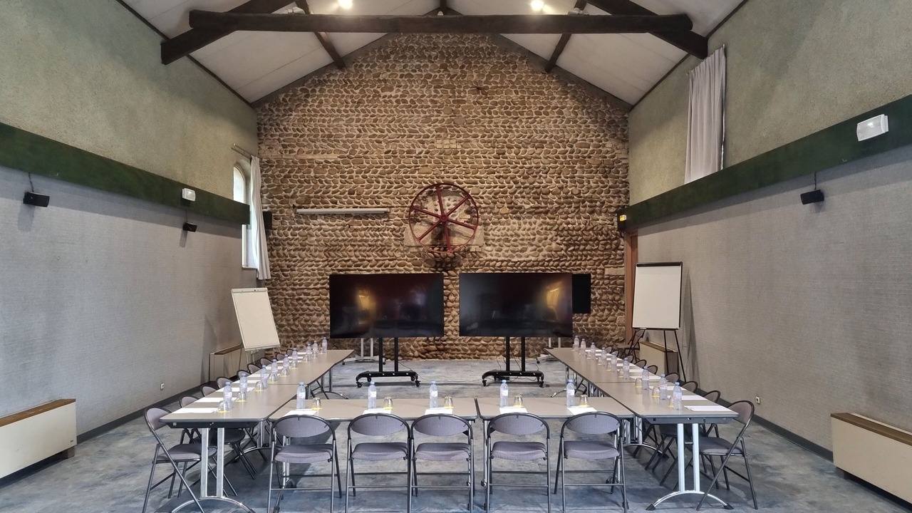 Photo of Others in Albon