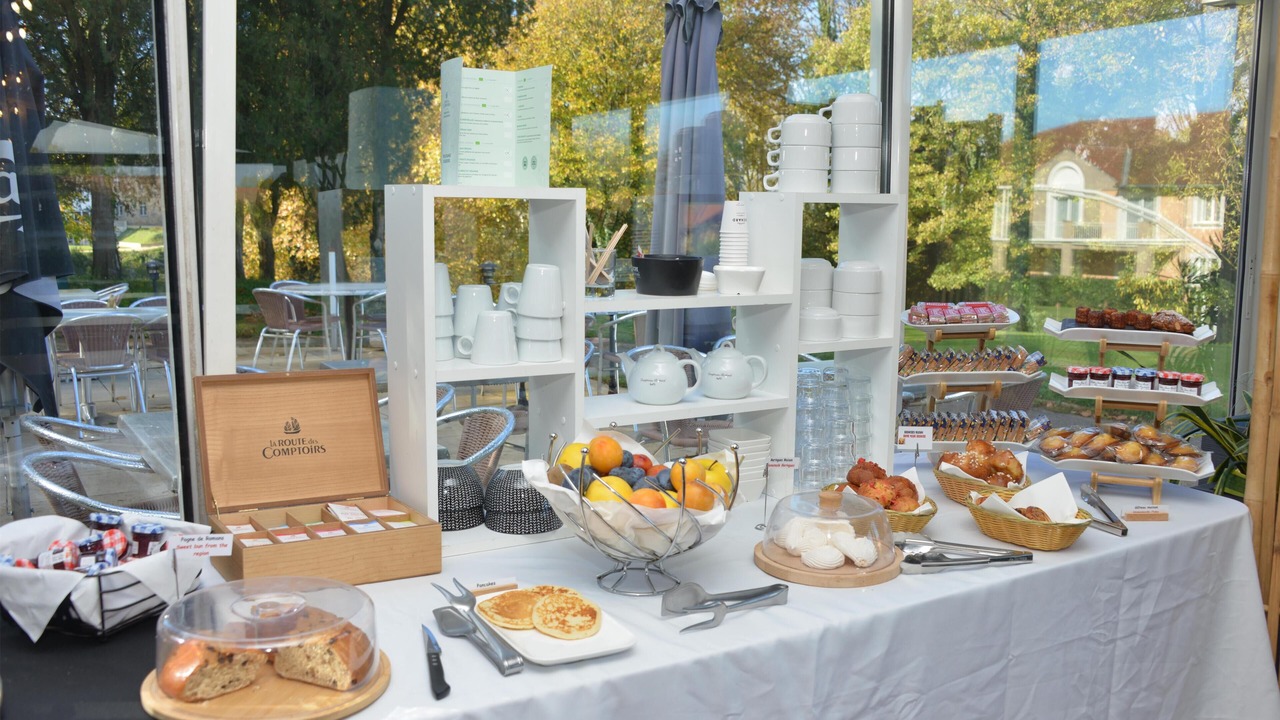 Photo of Others in Albon