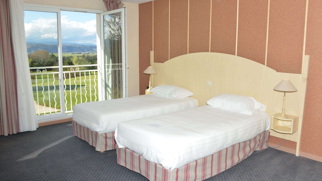 Photo of Others in Albon