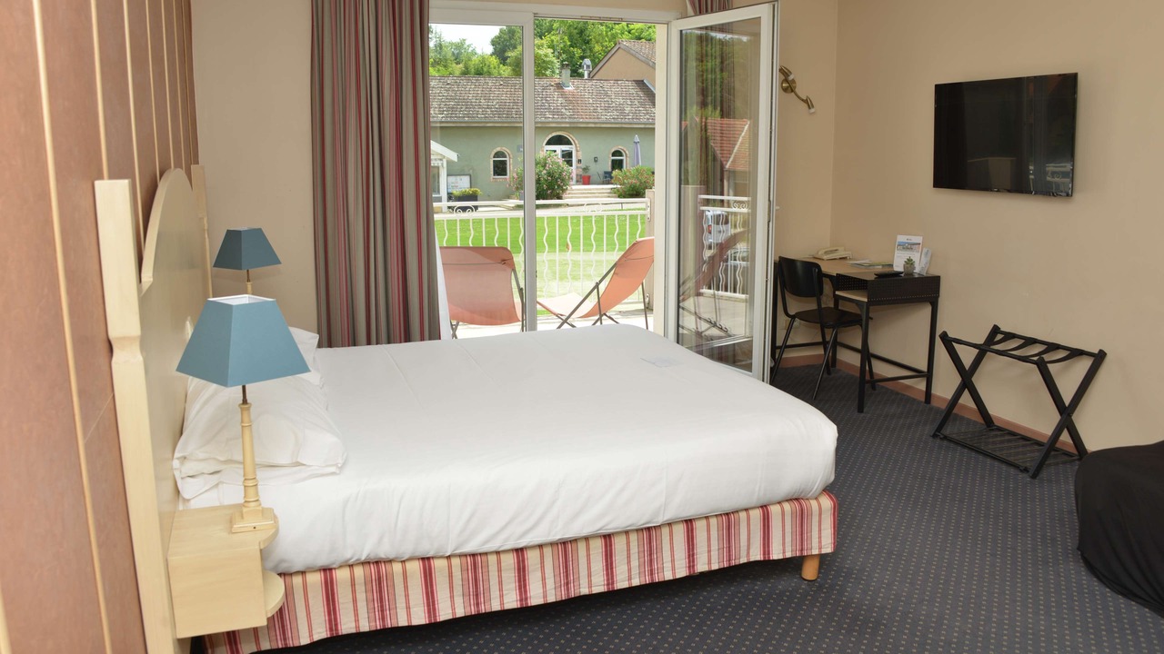 Photo of Others in Albon