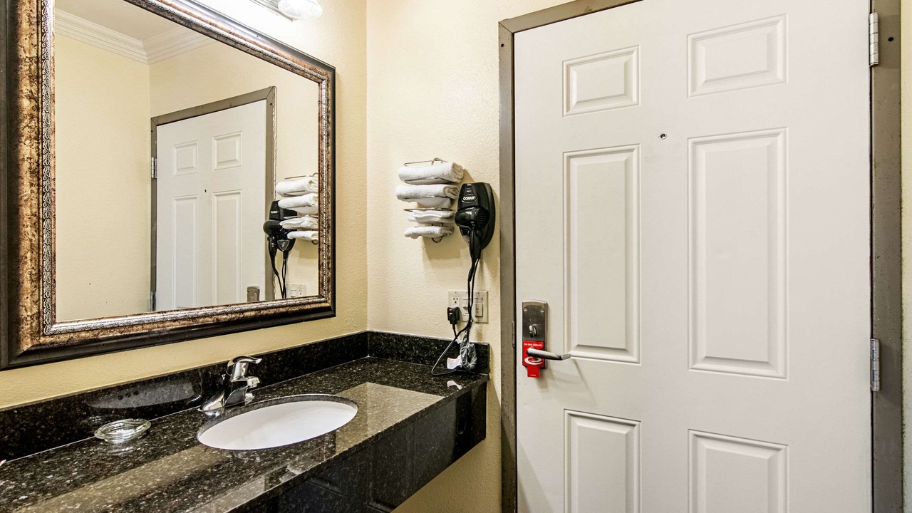 Photo of Bedroom in Circle Area