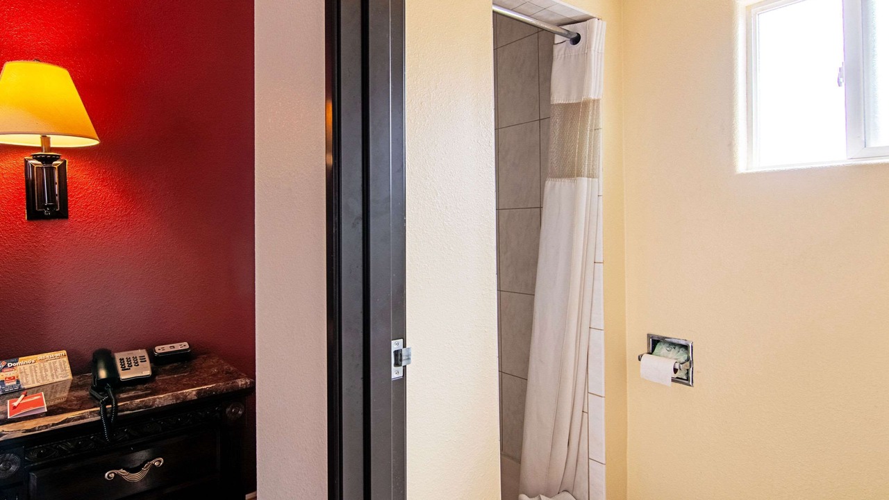 Photo of Bedroom in Circle Area