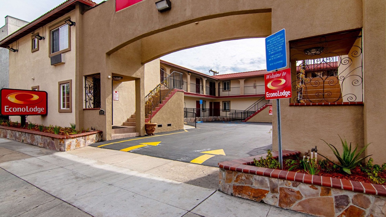 Photo of Outdoor in Circle Area