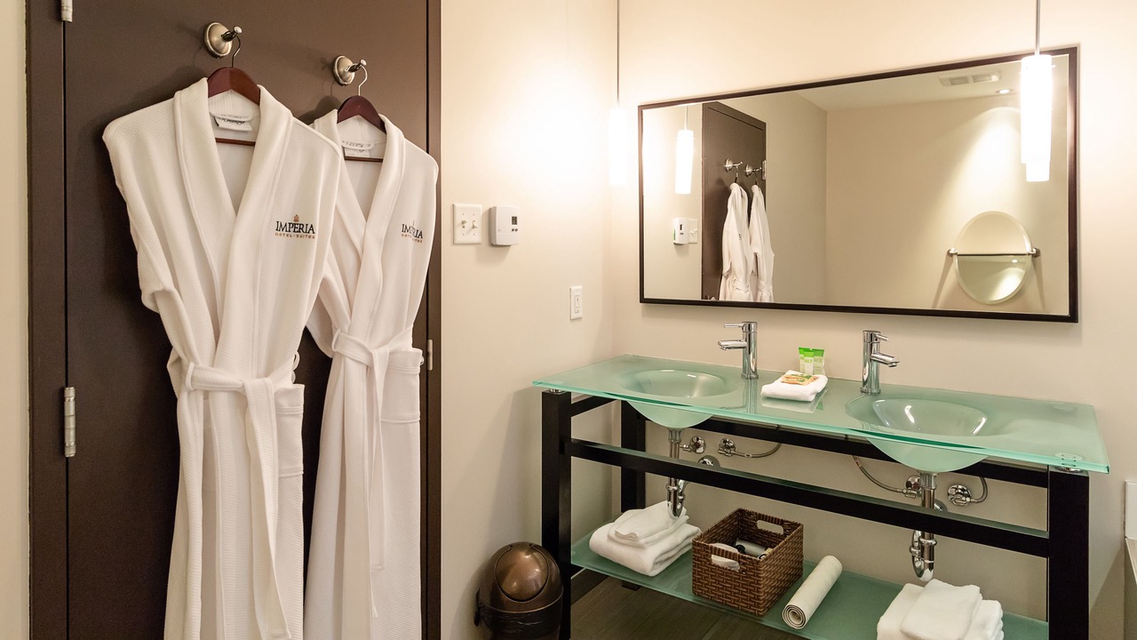 Photo of Bathroom in Saint-Eustache