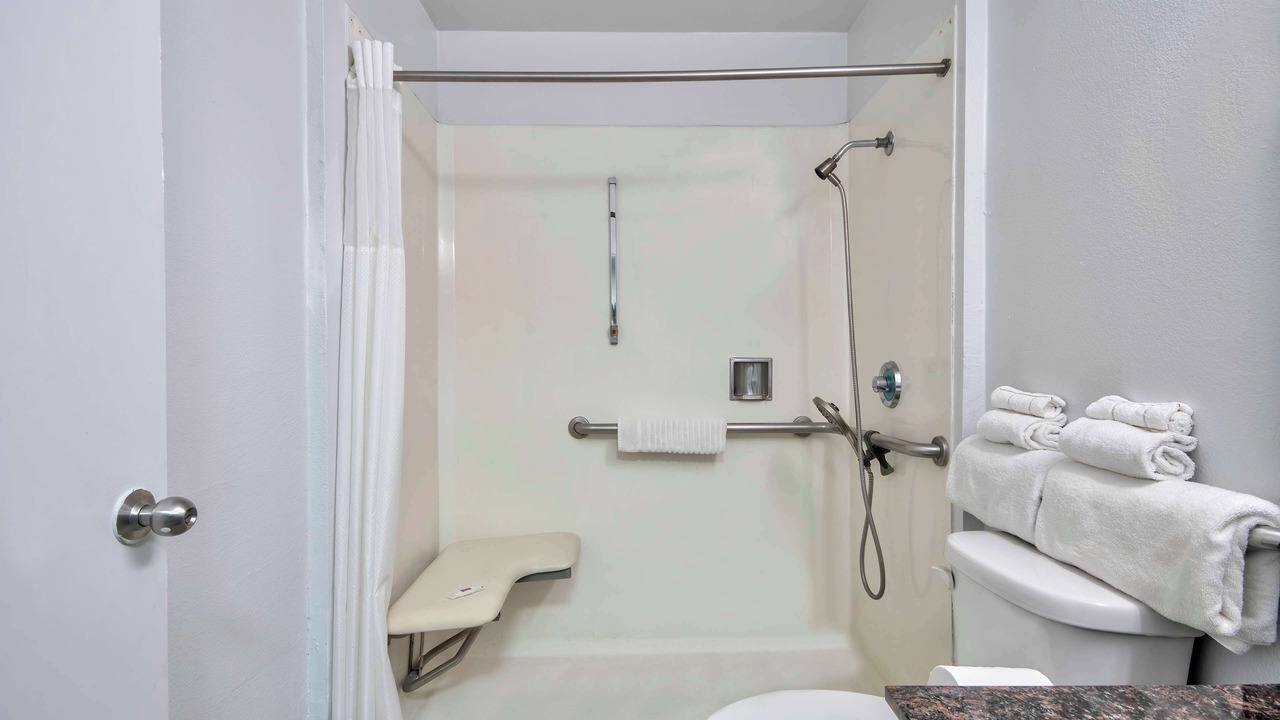 Photo of Bathroom in Carousel