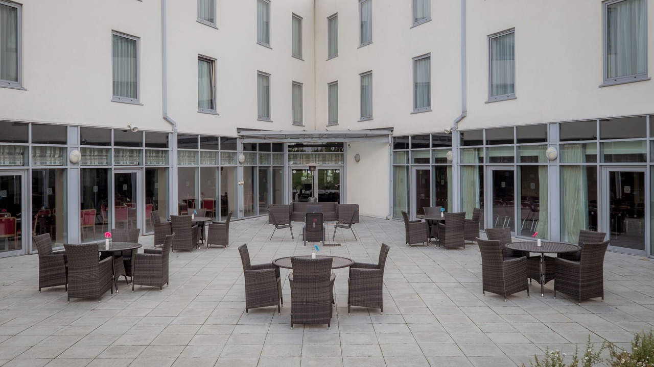 Photo of Patio Balcony in Tea Green