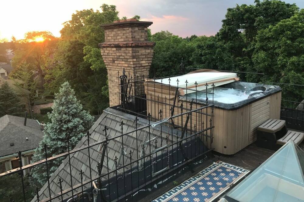 Photo of Outdoor in West Main HIll