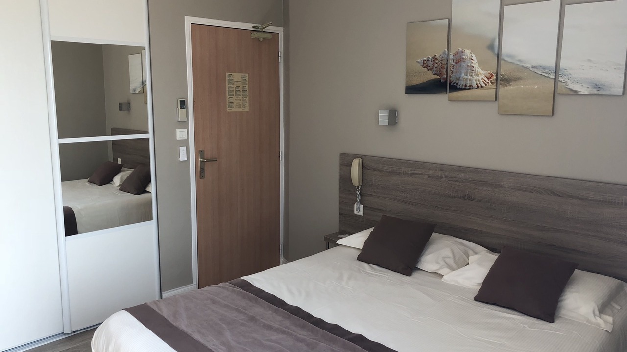 Photo of Bedroom in Portiragnes-Plage