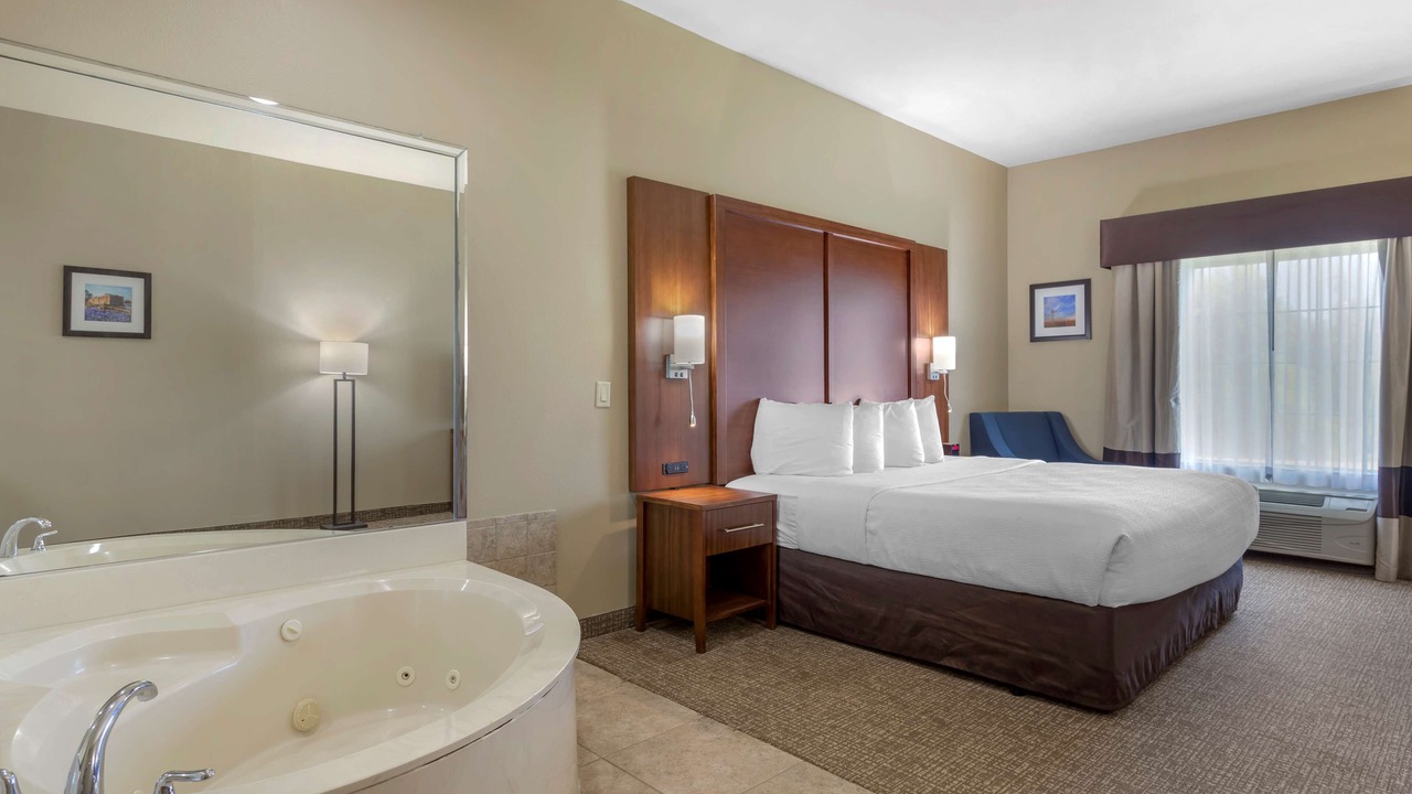 Photo of Bedroom in Texas City