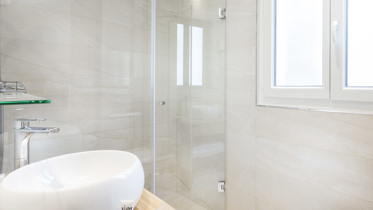 Photo of Bathroom in Quartier de la Folie-Mericourt