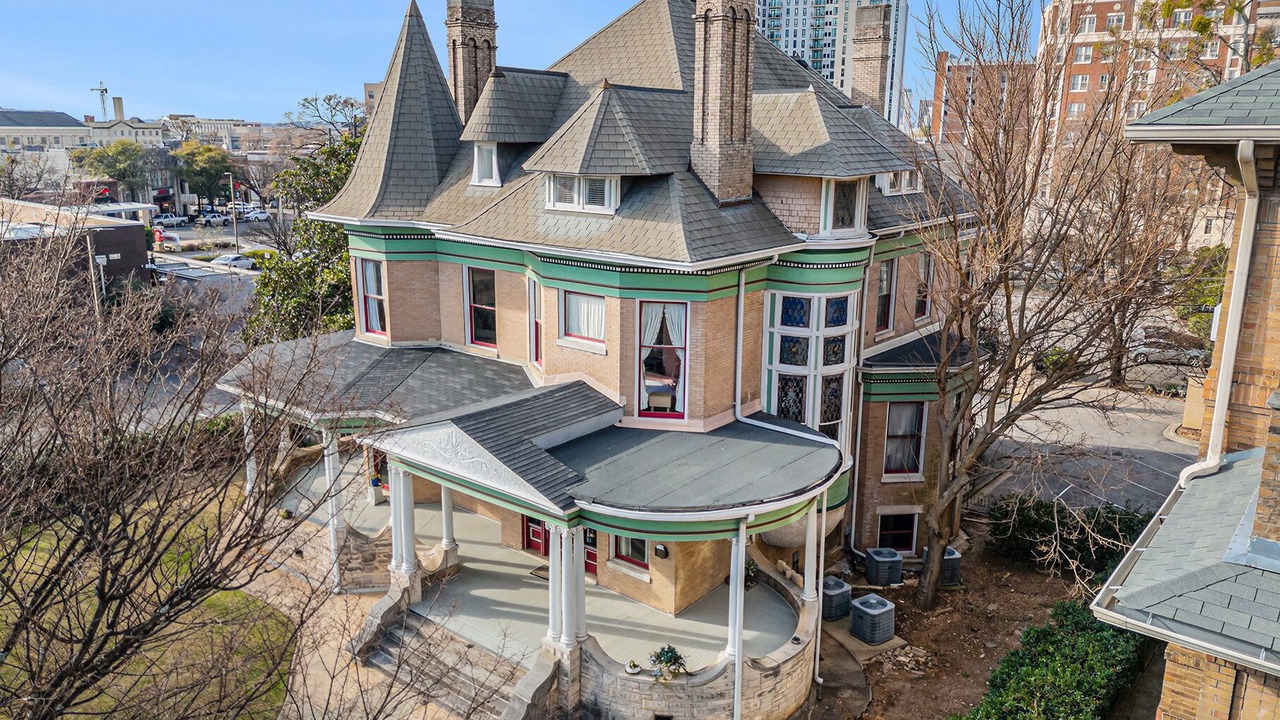 Photo of Outdoor in Five Points South