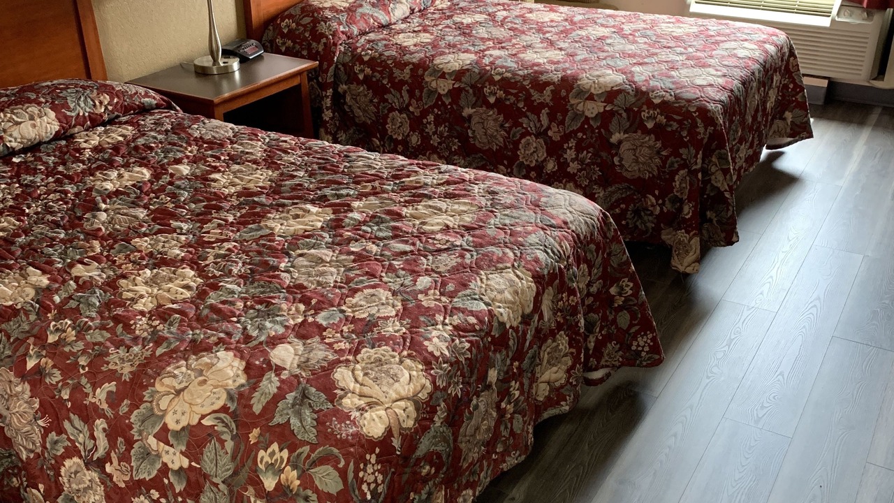 Photo of Bedroom in Amelia Court House