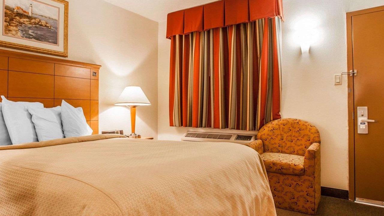 Photo of Bedroom in Point Pleasant Beach
