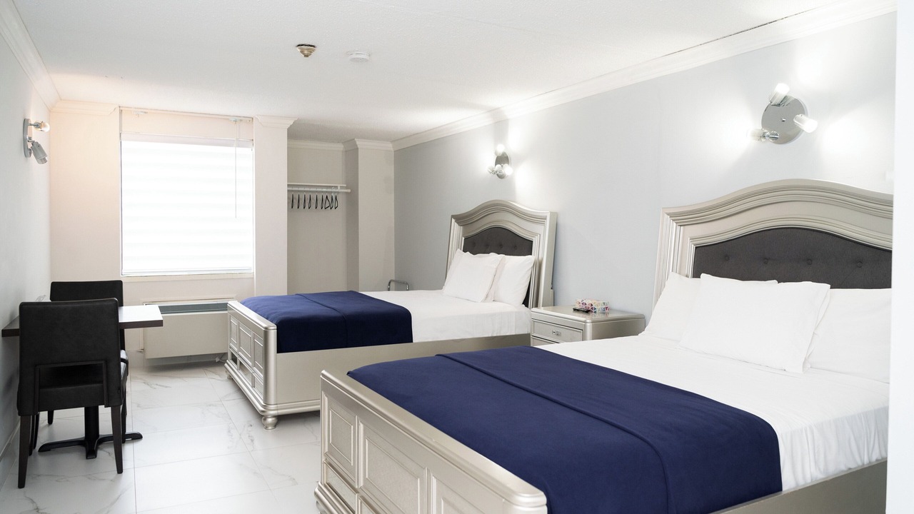 Photo of Bedroom in Fallsview