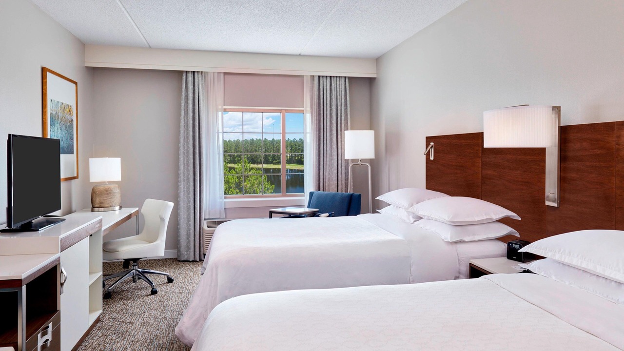 Photo of Bedroom in Deerwood