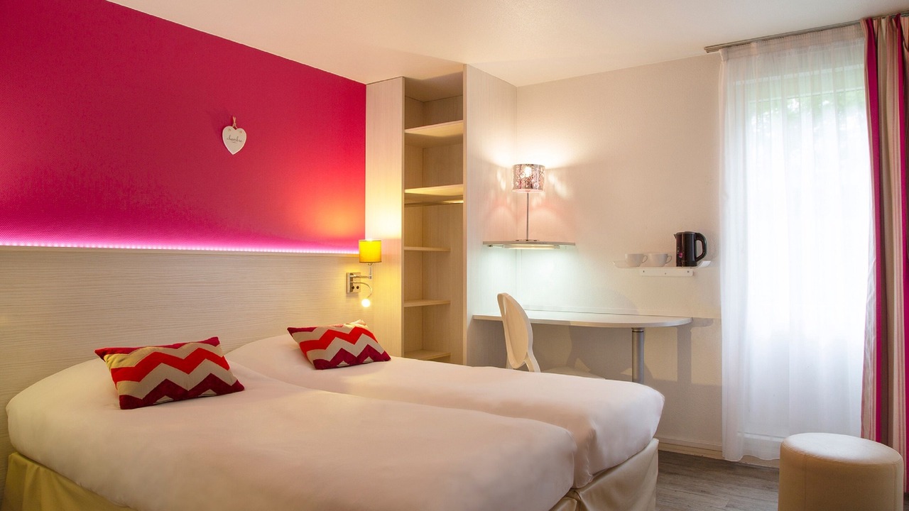 Photo of Bedroom in Saint-Saturnin