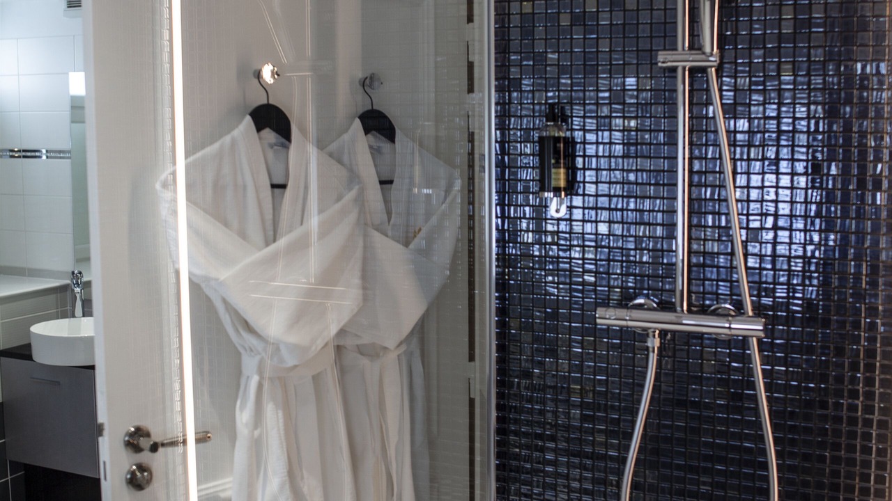 Photo of Bathroom in Busnes