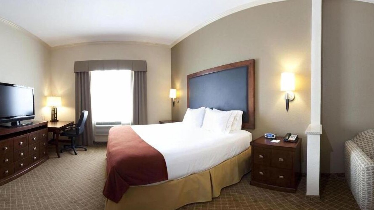 Photo of Bedroom in Deer Park