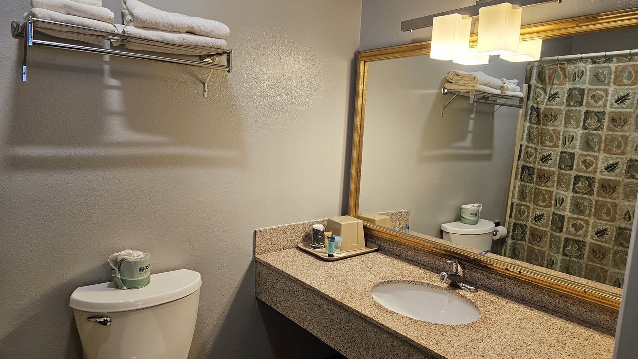 Photo of Bathroom in Cle Elum