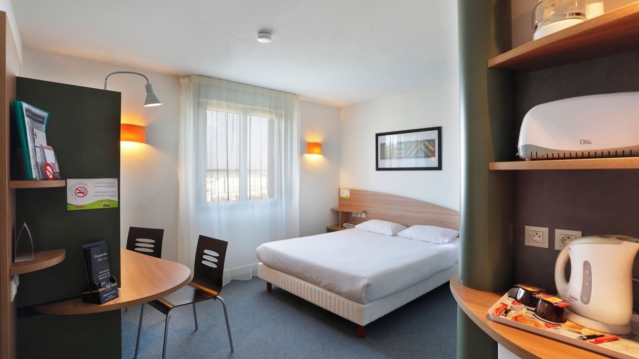 Photo of Bedroom in Saran