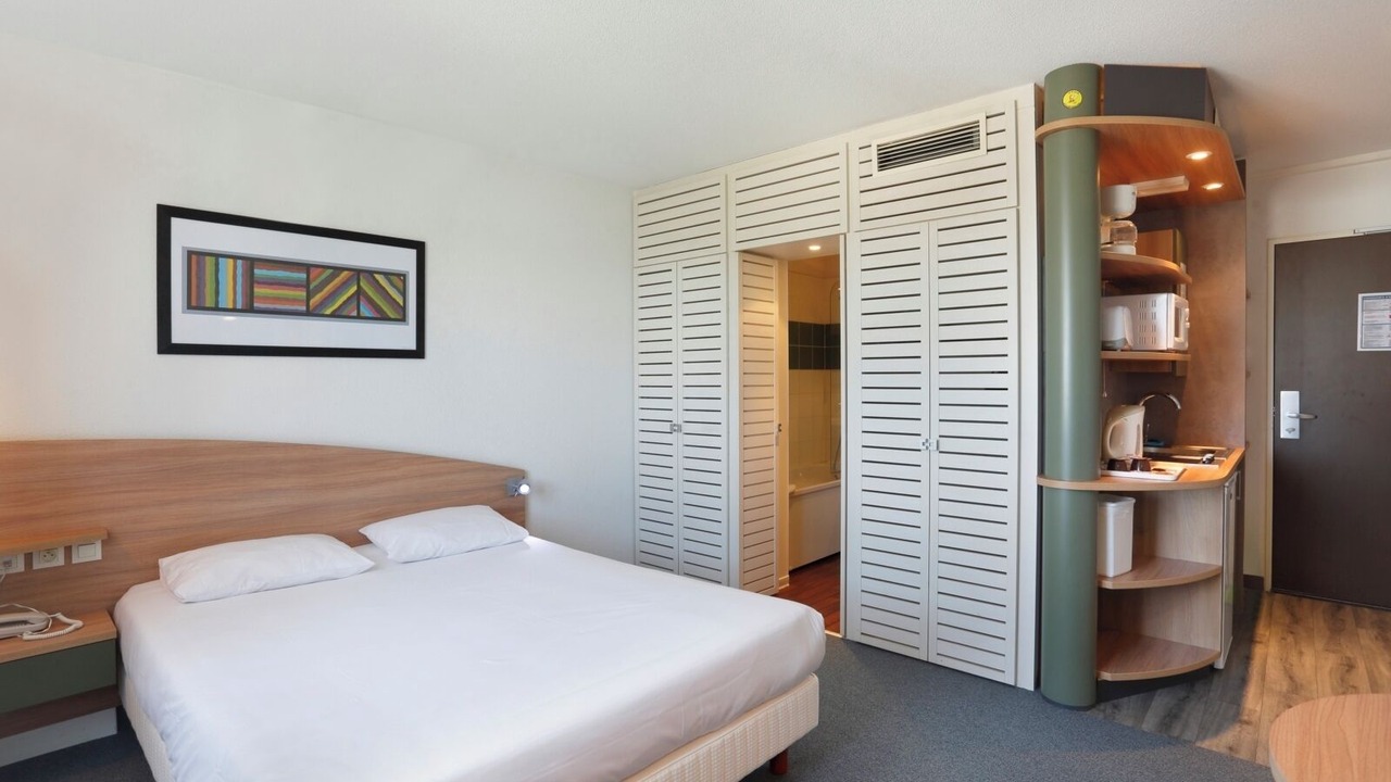 Photo of Bedroom in Saran