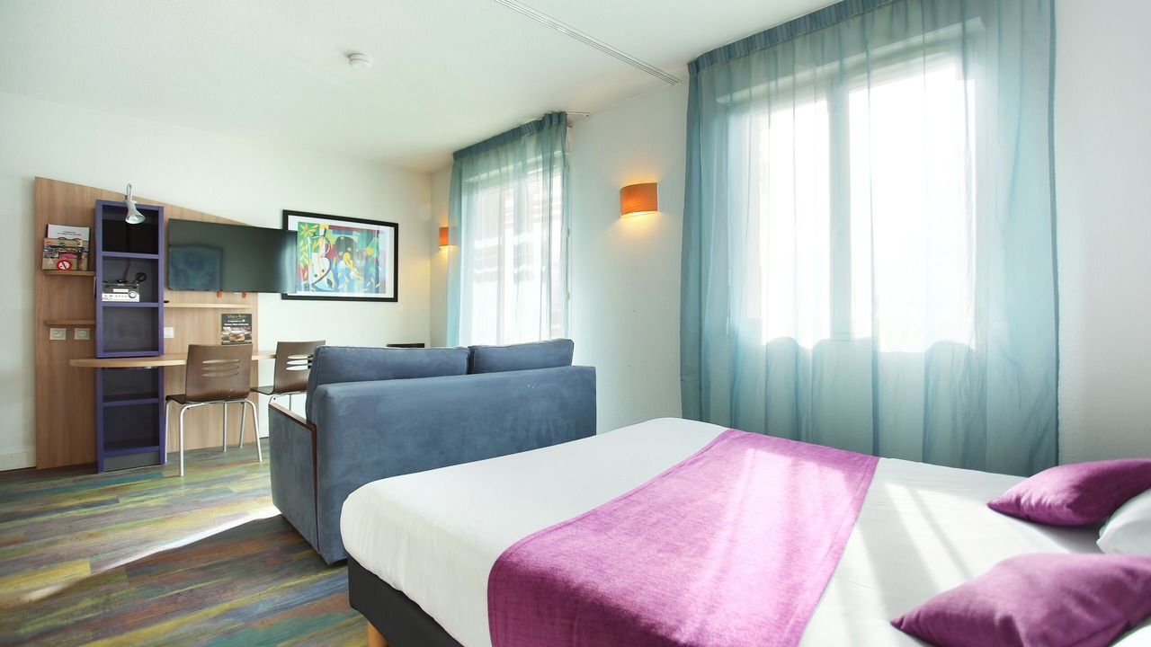 Photo of Bedroom in Saran