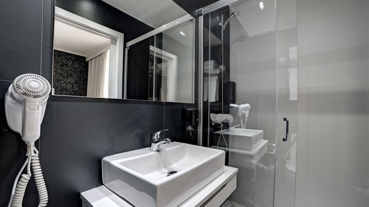 Photo of Bathroom in Zaragoza Old Town