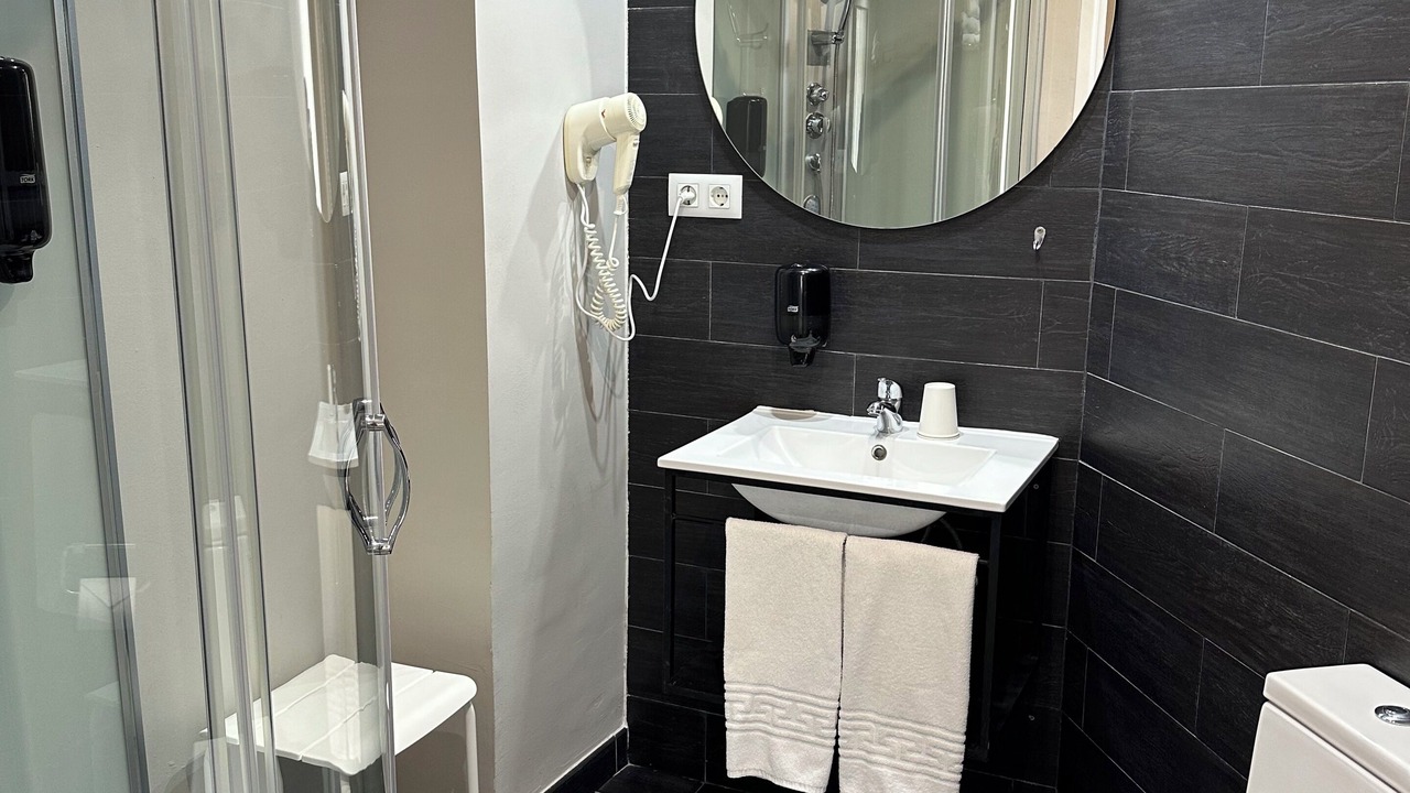 Photo of Bathroom in Zaragoza Old Town