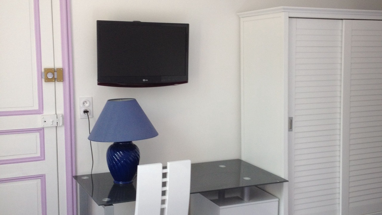 Photo of Bedroom in Charleville-Mezieres