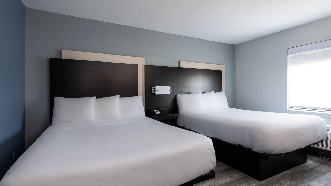 Photo of Bedroom in Forest Park