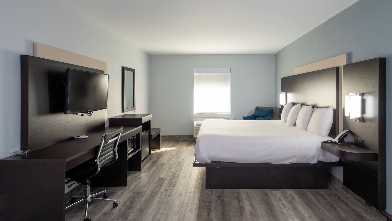 Photo of Bedroom in Forest Park