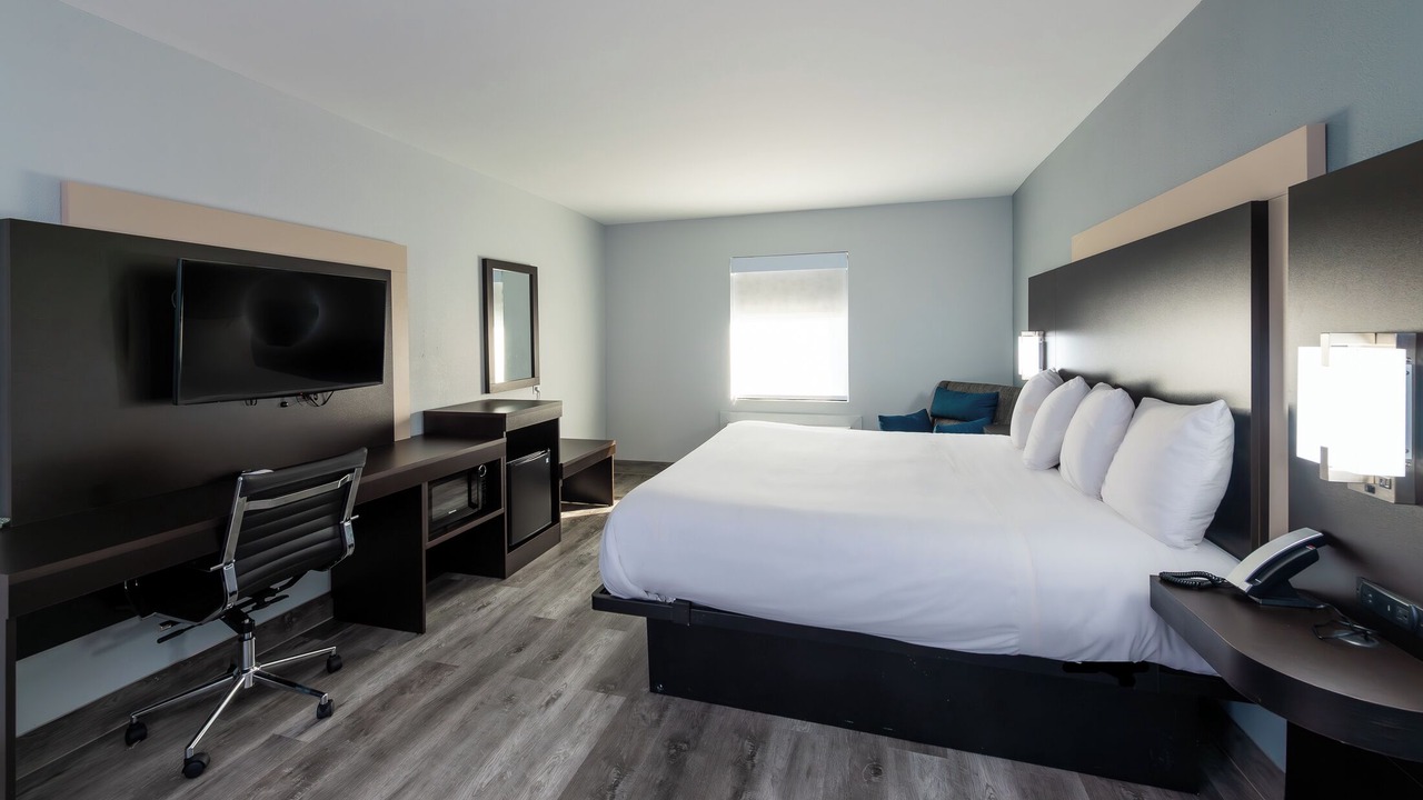 Photo of Bedroom in Forest Park