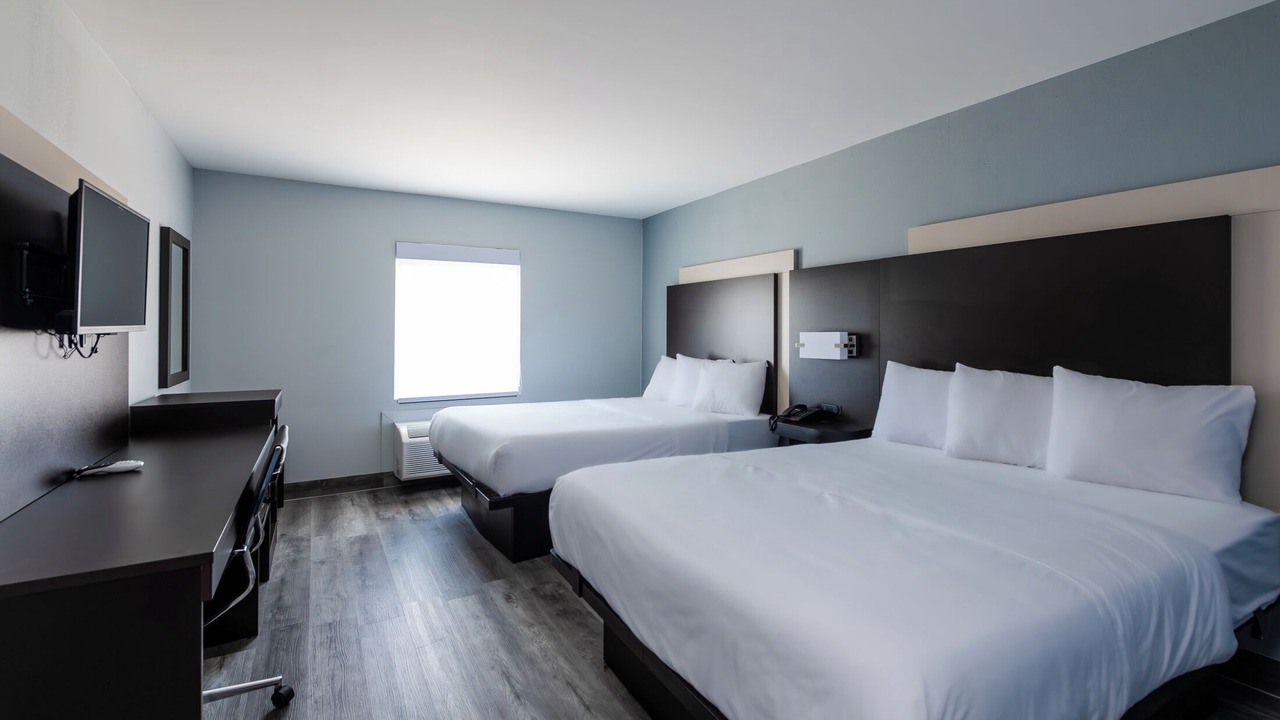 Photo of Bedroom in Forest Park