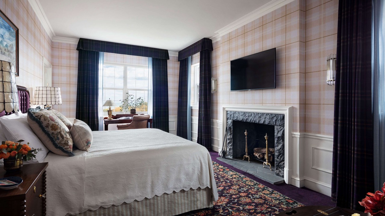 Photo of Bedroom in Evanston