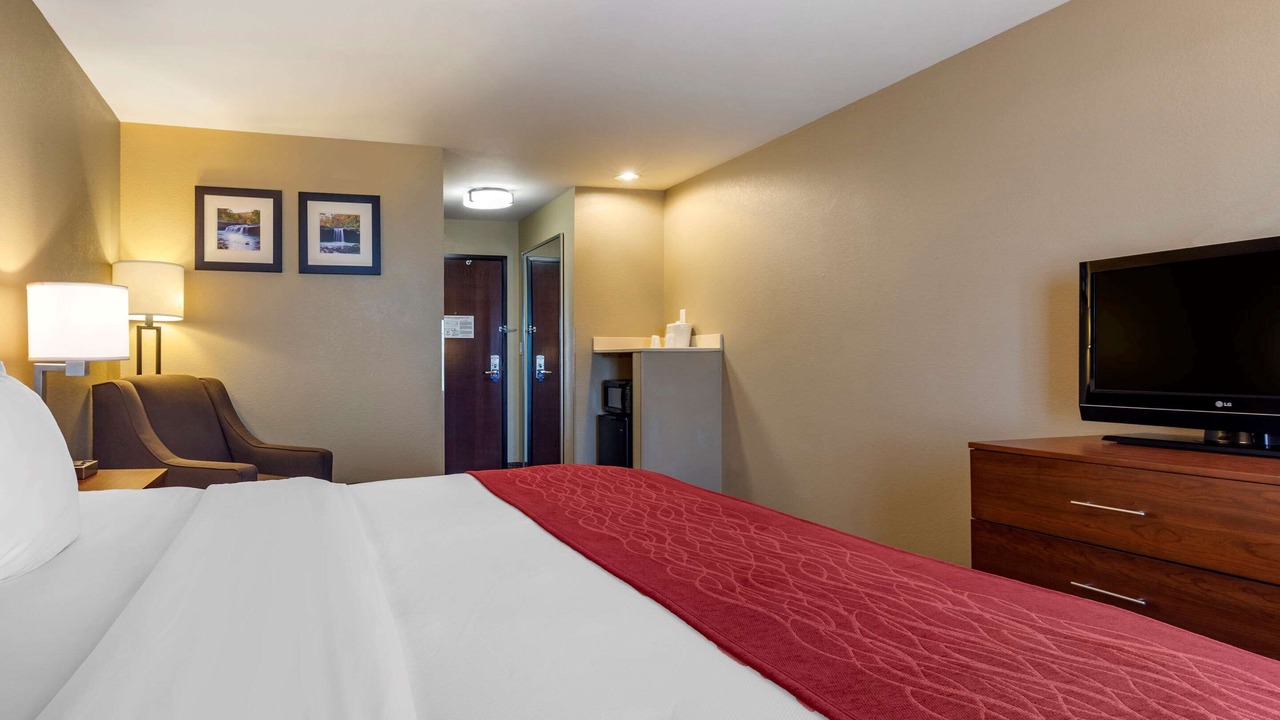 Photo of Bedroom in Russellville