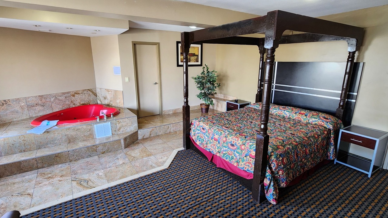 Photo of Bedroom in Elmwood Park